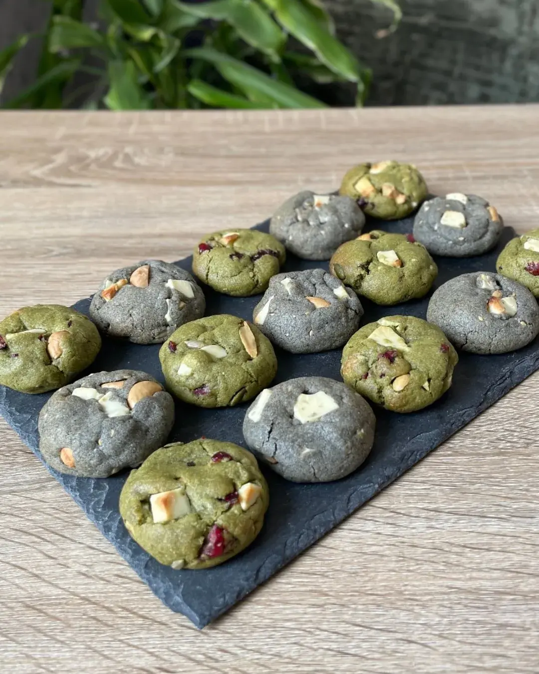 Cookies matcha & sésame noir
