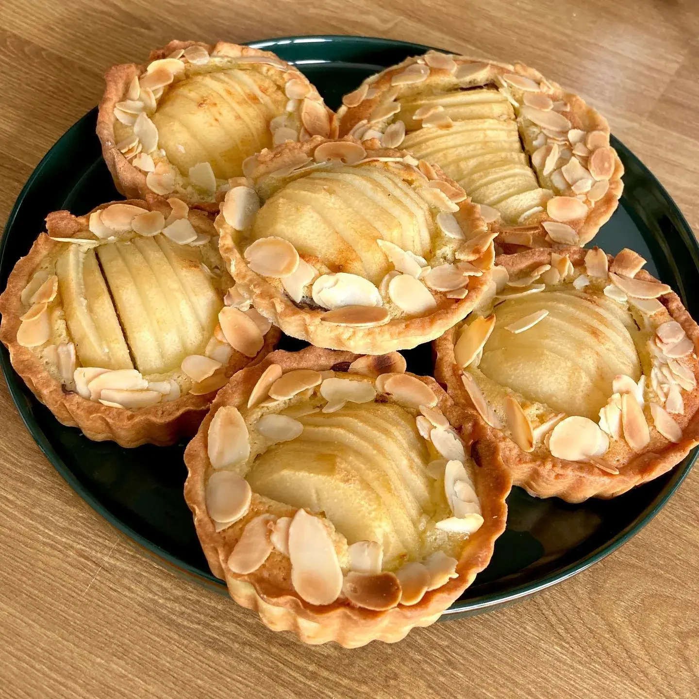 Tartelettes amandines poire & chocolat