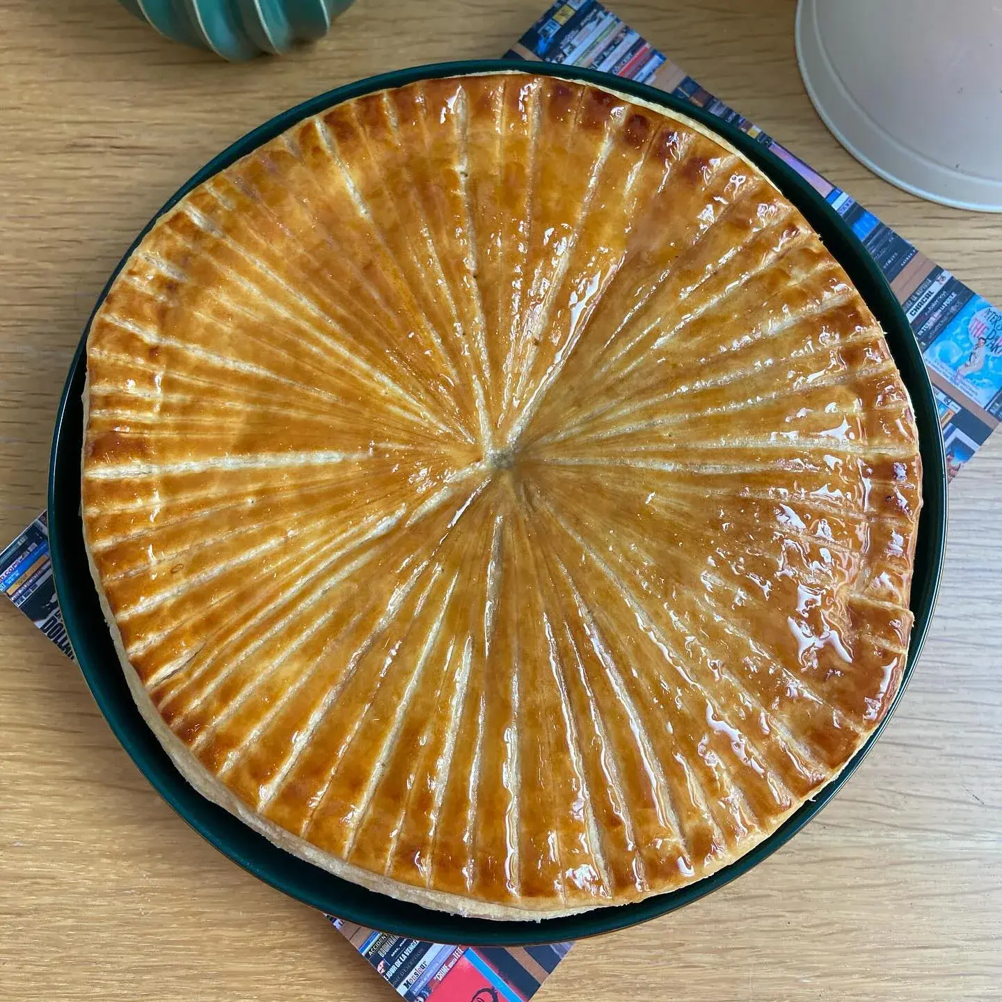 Galette des rois aux éclats d'amande, photo 2 sur 3